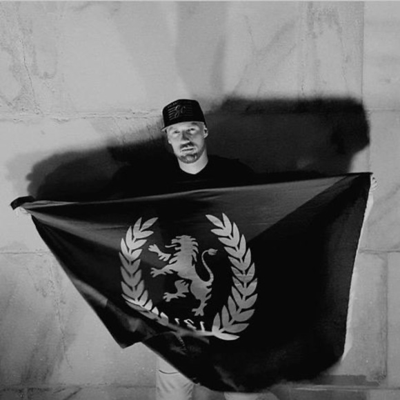 Meet your Posher, Tommy - Picture 1 of 1